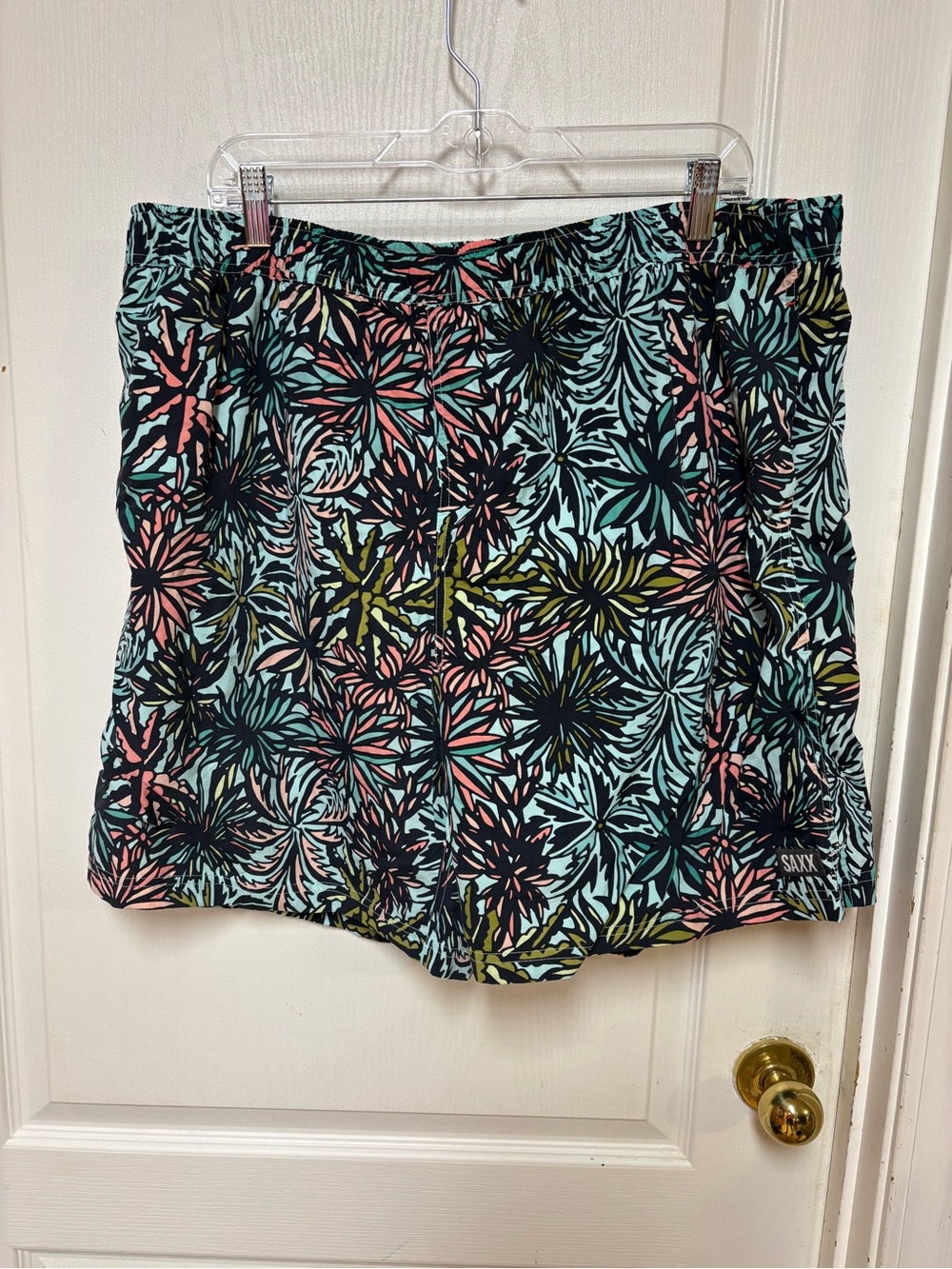Saxx Tropical Leaf Print Lined Volley Shorts in Mint, Black & Coral 2XL - Picture 3 of 6
